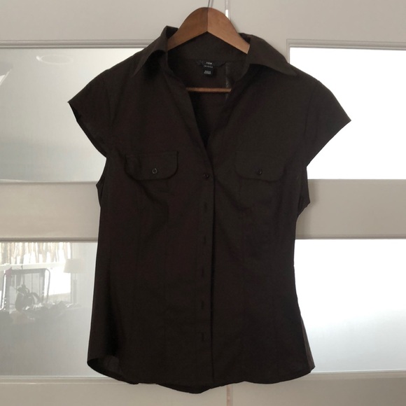 Brown short sleeve blouse2 fake pockets, stretchy, H&M, Us10 - Picture 2 of 13